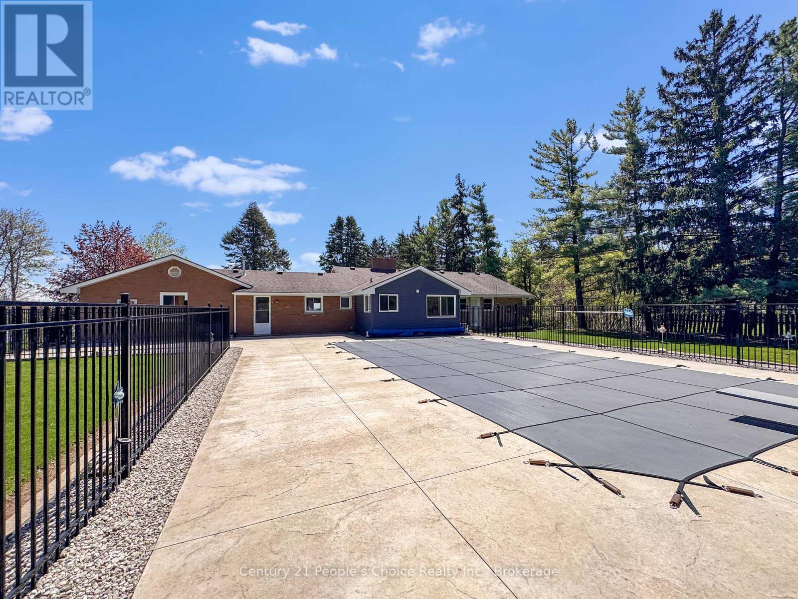Photo 45 of 43 Pleasant Ridge Road, Brant ON