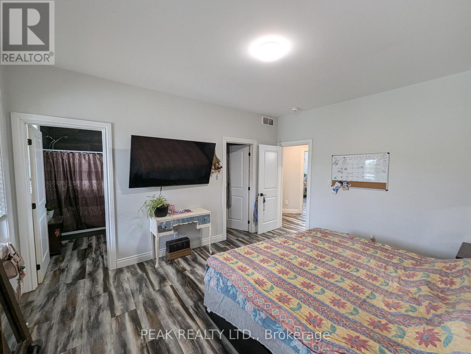 Photo 14 of 38812 Vienna Street, Bluewater ON