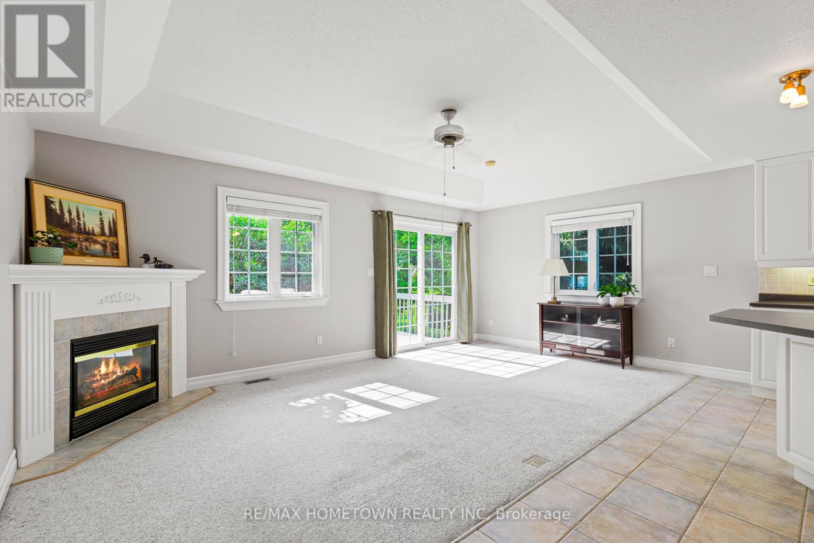 Photo 10 of 1026 Crestwood Drive, Brockville ON