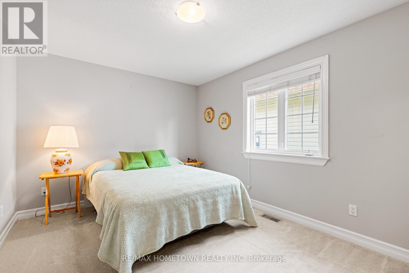 Photo 15 of 1026 Crestwood Drive, Brockville ON