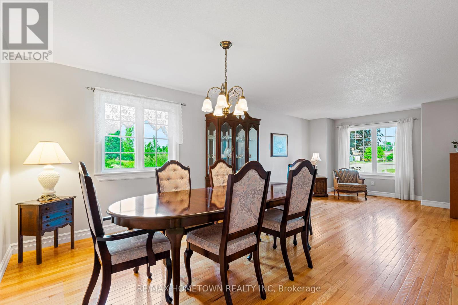 Photo 6 of 1026 Crestwood Drive, Brockville ON