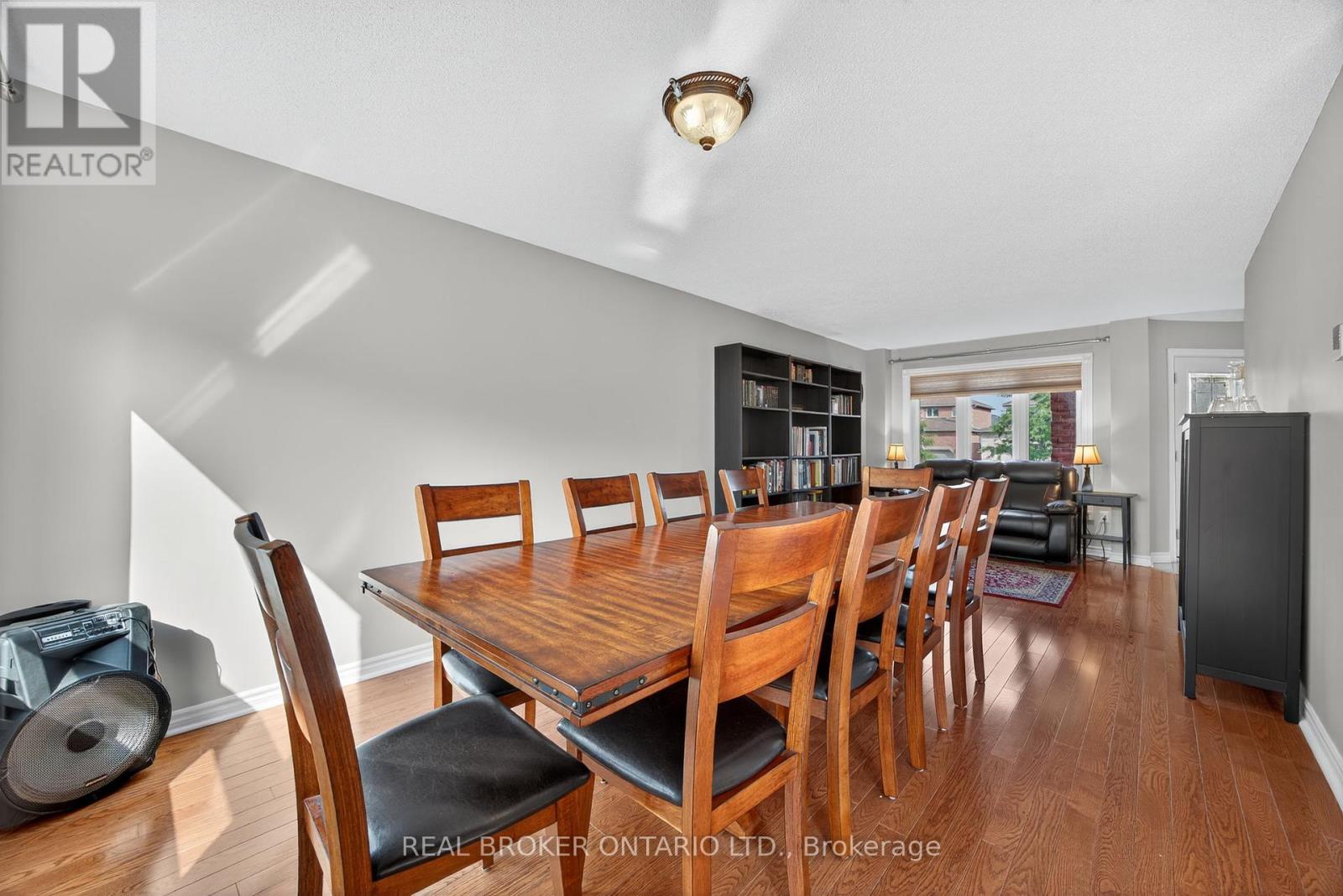 Photo 13 of 115 Birchwood Drive, Barrie ON