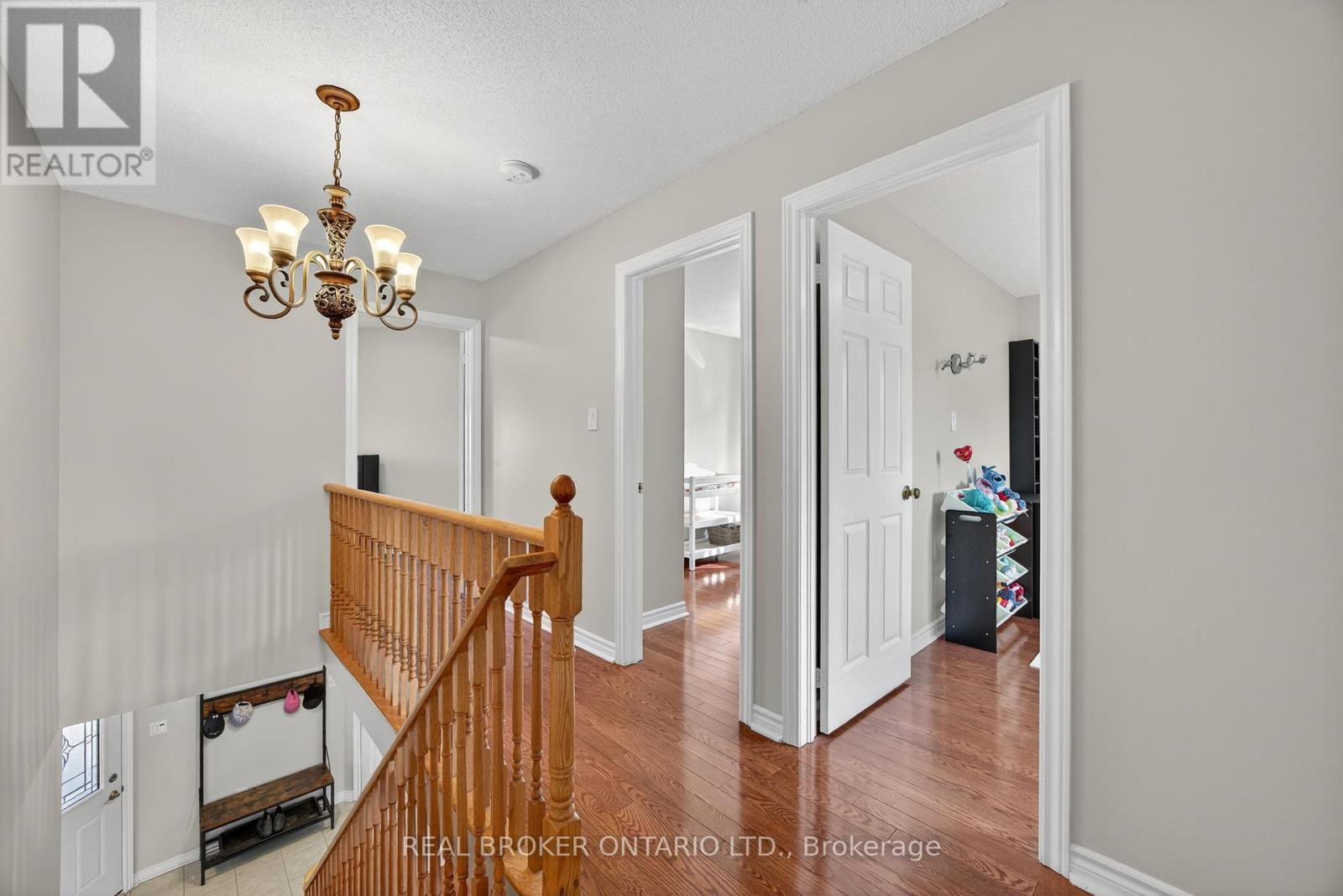 Photo 30 of 115 Birchwood Drive, Barrie ON