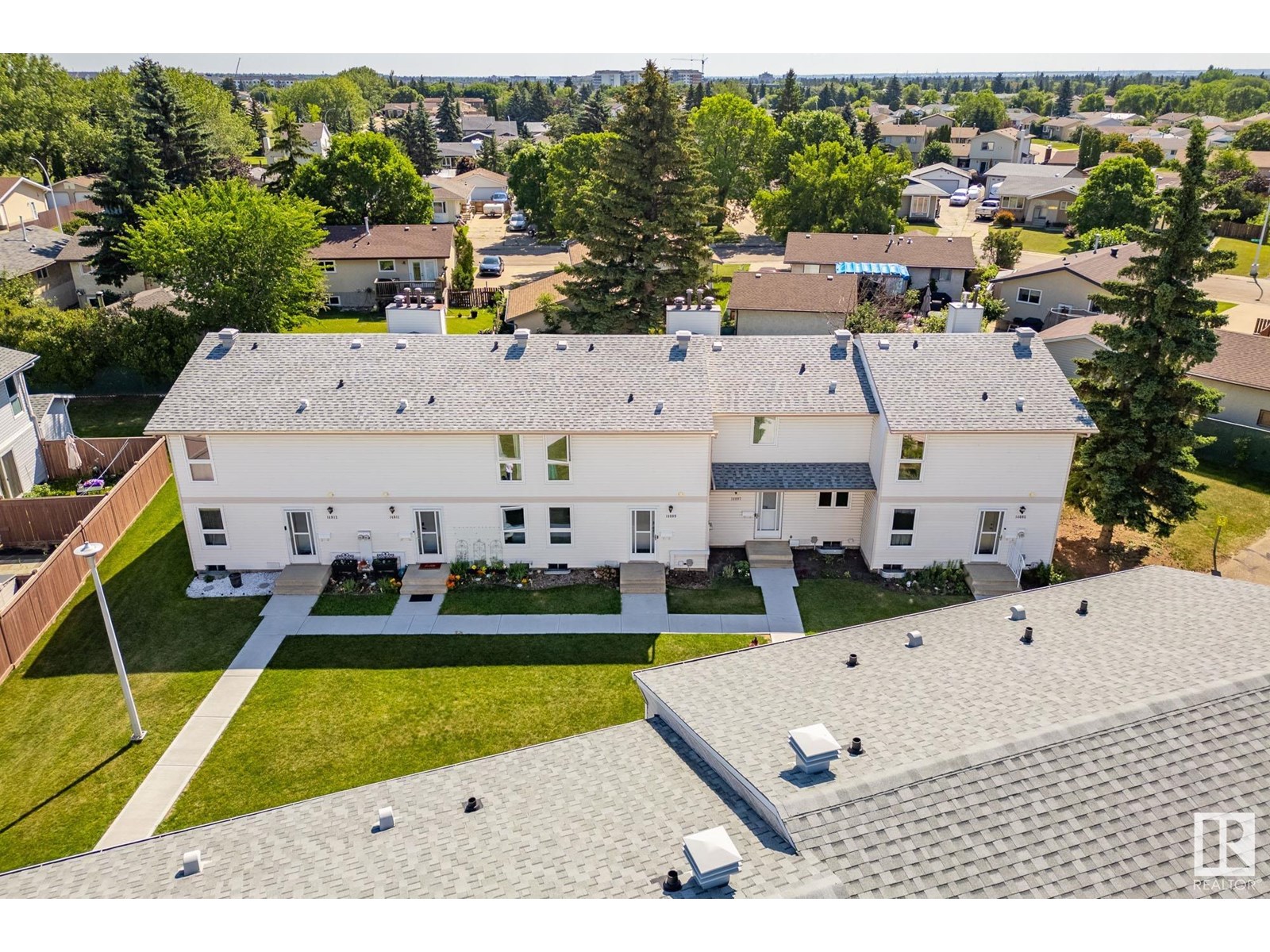 Photo 29 of 14009 121 St Nw, Edmonton AB