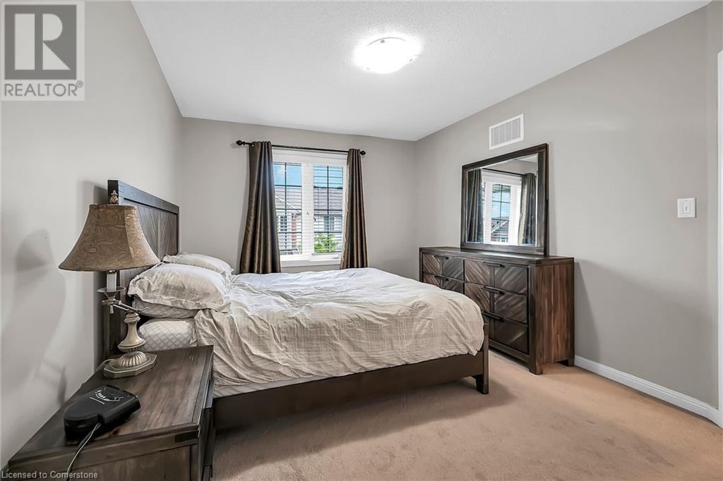 Photo 39 of 21 Hepworth Crescent, Hamilton ON