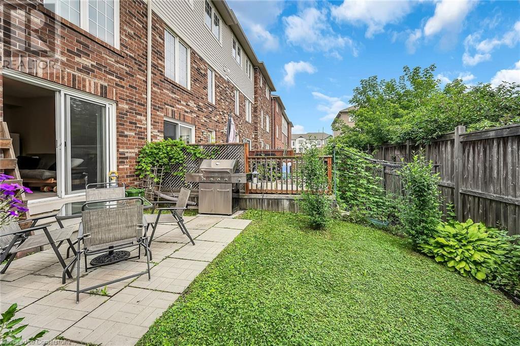 Photo 7 of 21 Hepworth Crescent, Hamilton ON