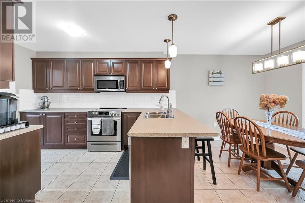 Photo 26 of 21 Hepworth Crescent, Hamilton ON