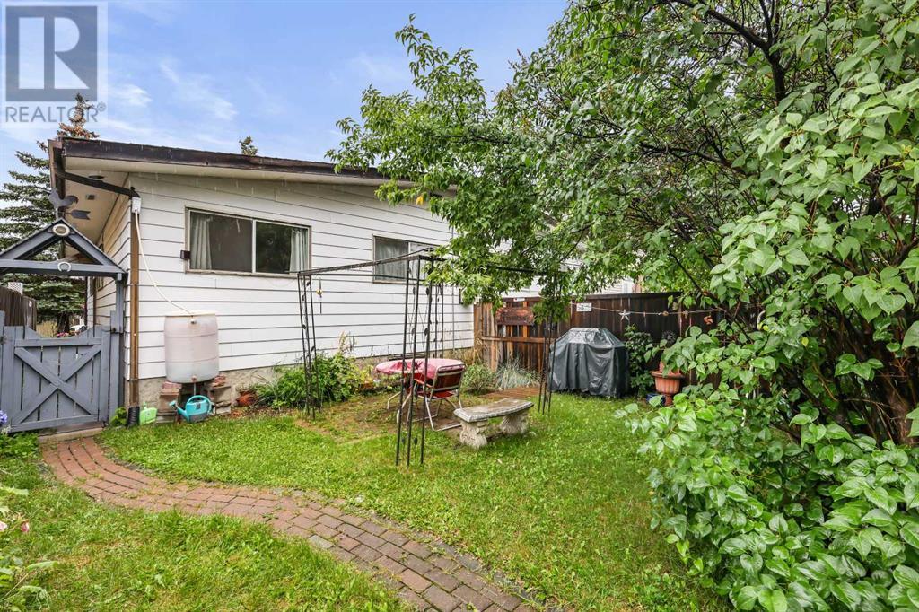 Single Family House Bungalow for Sale in   Street NW Bowness Calgary 