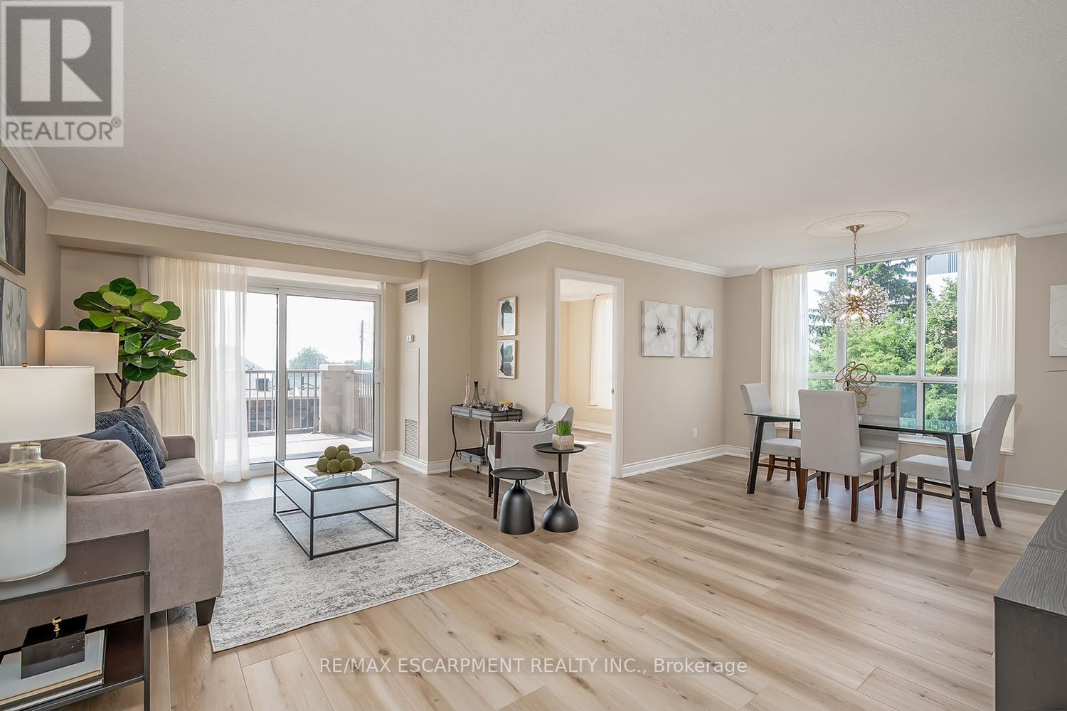 Photo 22 of 408 442 Maple Avenue, Burlington ON