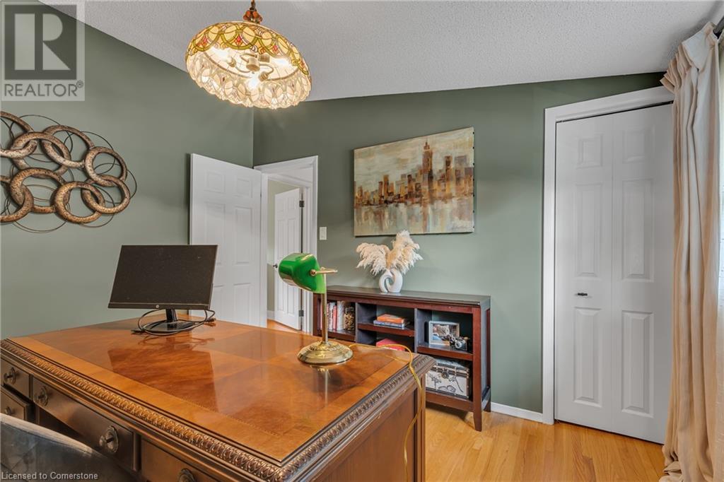Photo 17 of 316 Fennell Avenue W, Hamilton ON