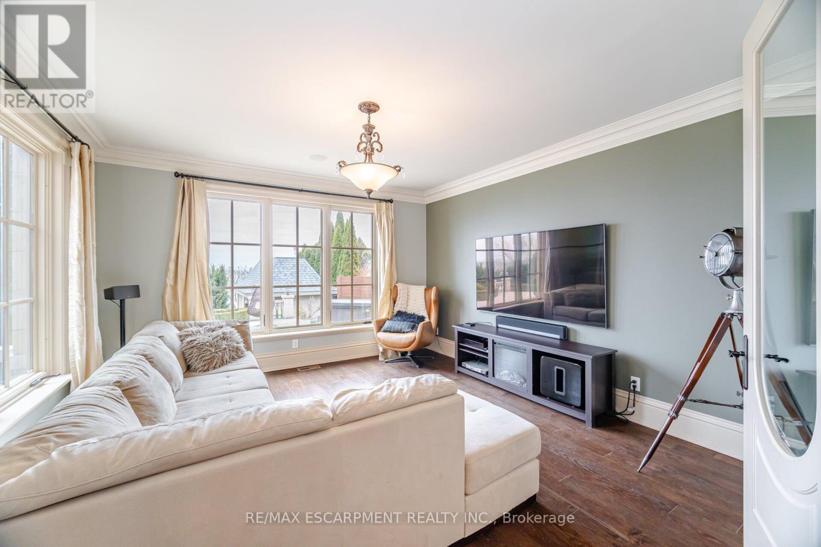 Photo 1 of 5545 Blezard Drive, Lincoln ON