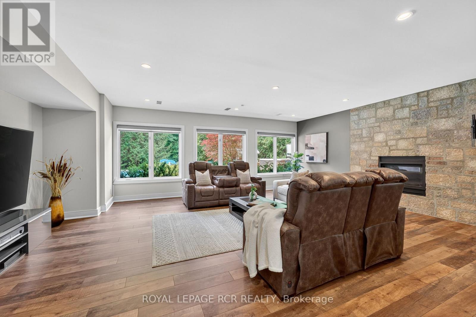 Photo 21 of 18 Mount Haven Crescent, East Luther Grand Valley ON