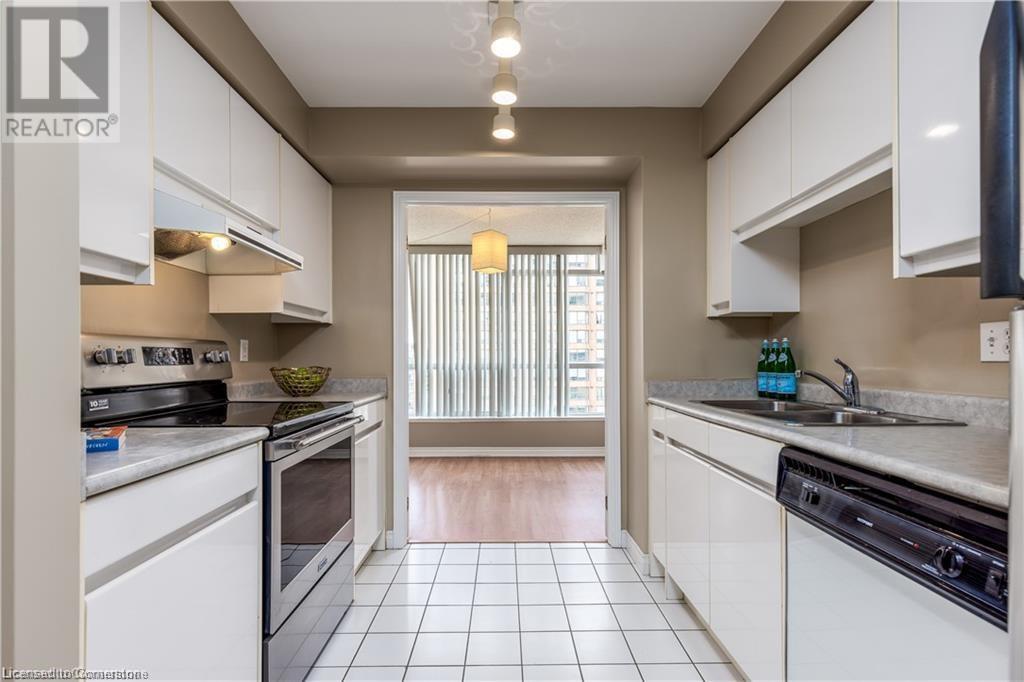 Photo 12 of 1276 Maple Crossing Boulevard Unit 909, Burlington ON