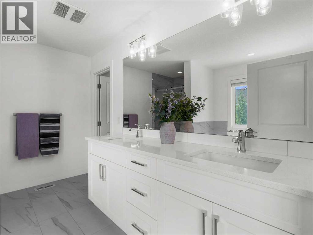 Photo 25 of 18 West Grove Mews Sw, Calgary AB