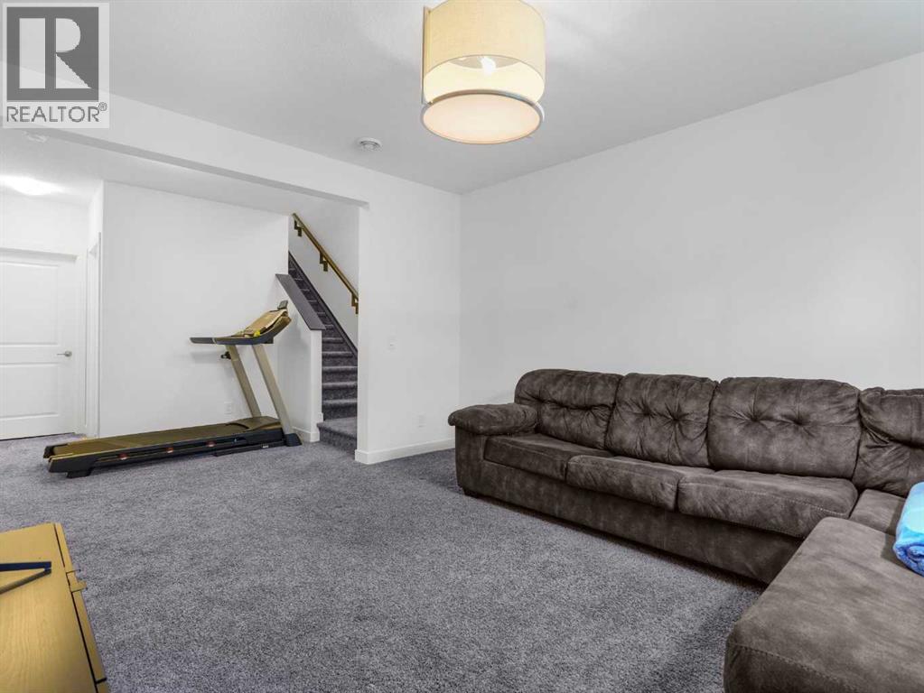 Photo 18 of 18 West Grove Mews Sw, Calgary AB