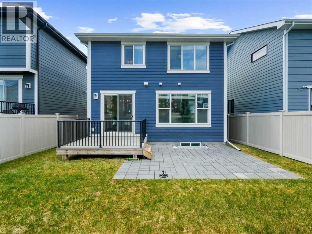 Photo 37 of 18 West Grove Mews Sw, Calgary AB