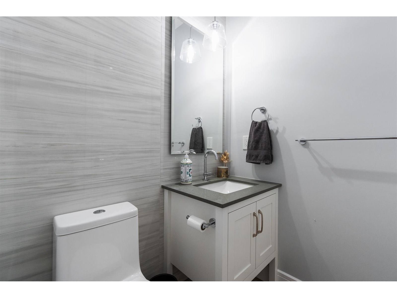 Photo 7 of 26 4750 228 Street, Langley BC