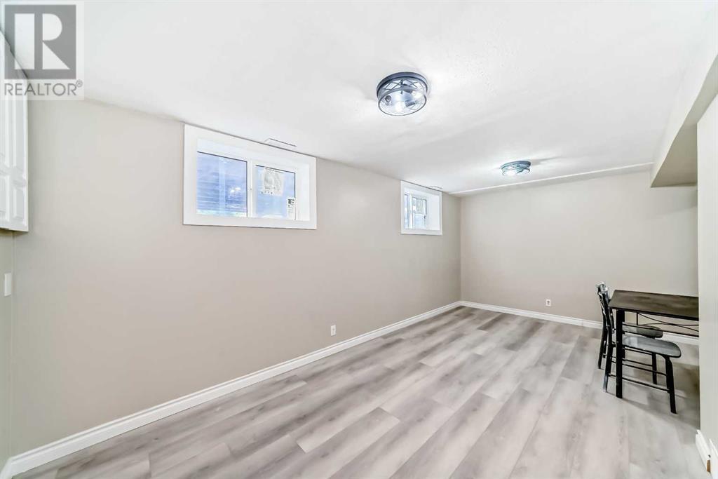 Single Family House 3 Level for Sale in   Street NE Pineridge Calgary 