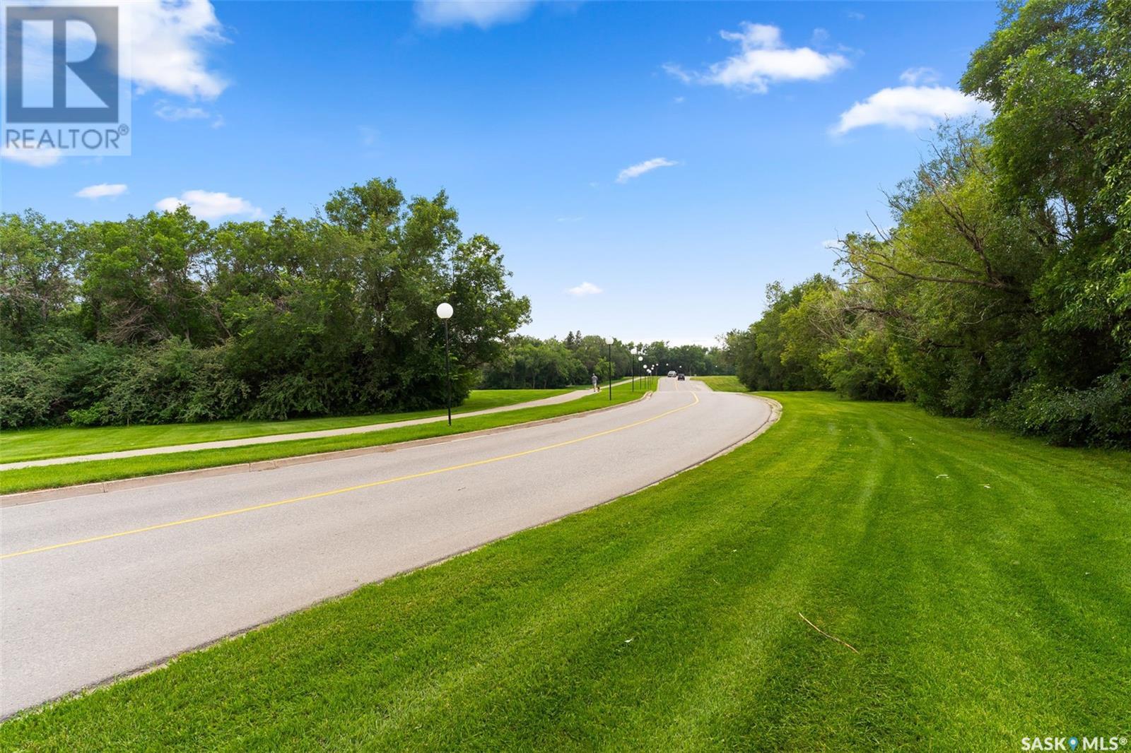 Photo 35 of 2831 Quinn Drive, Regina SK