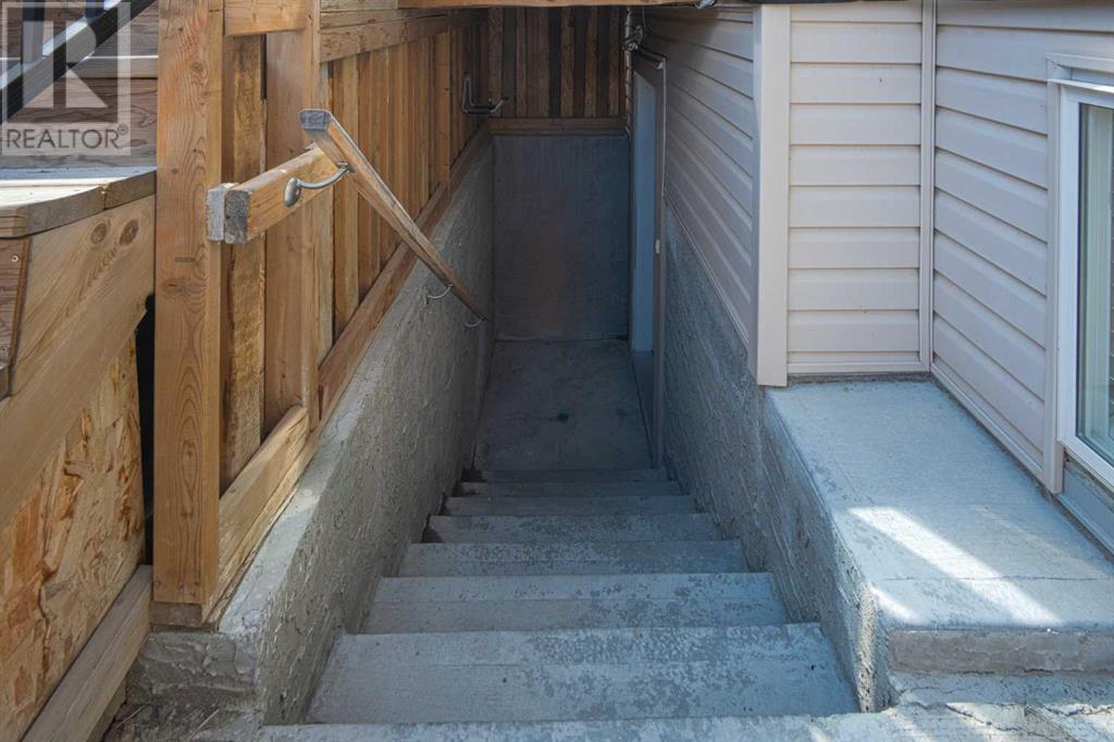 Single Family House 3 Level for Sale in  Cityside Green NE Cityscape Calgary 