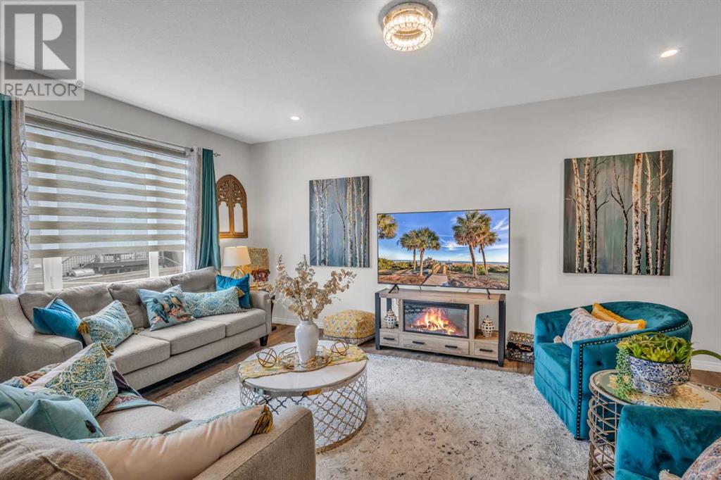 Single Family House 3 Level for Sale in  Cityside Green NE Cityscape Calgary 