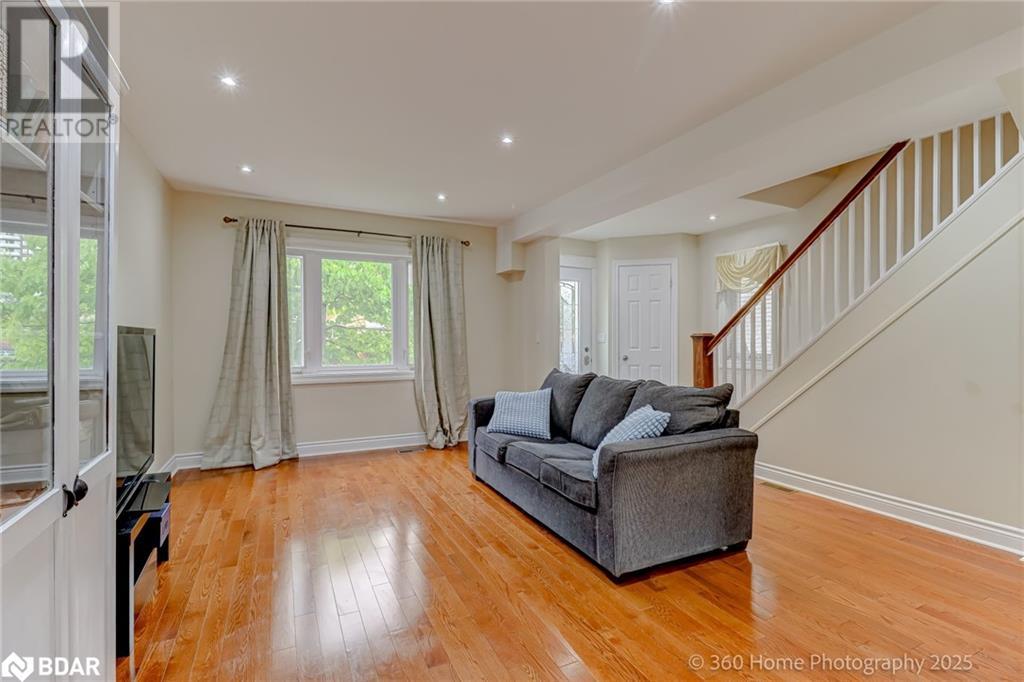 Photo 31 of 74 Cliff Street, Toronto ON