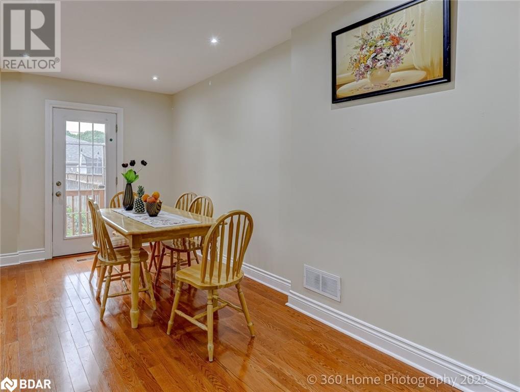 Photo 2 of 74 Cliff Street, Toronto ON