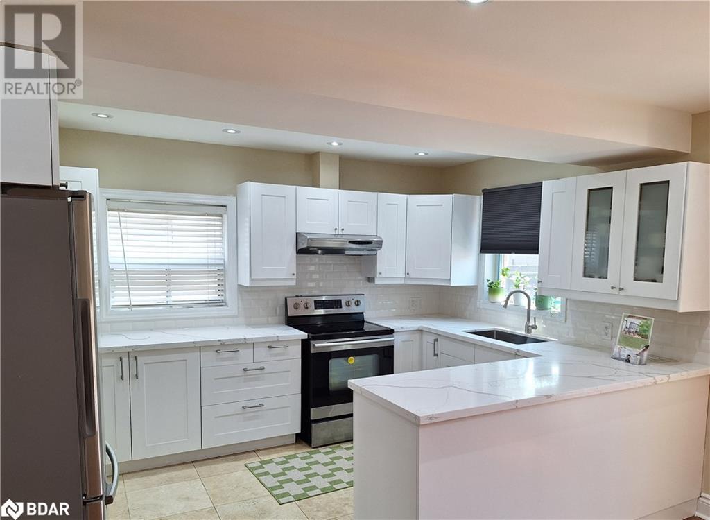 Photo 15 of 74 Cliff Street, Toronto ON