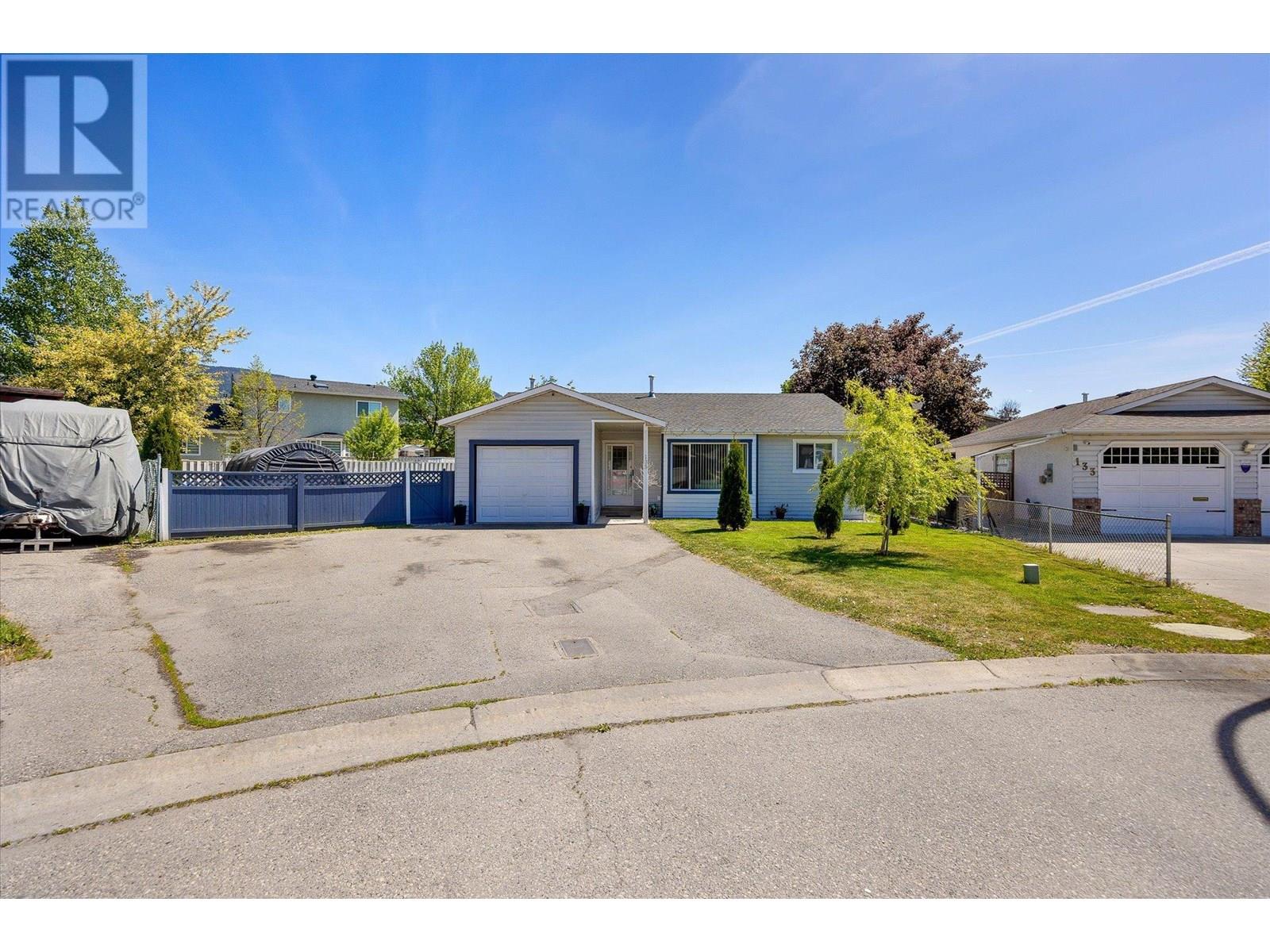Photo 40 of 135 Almond Court, Kelowna BC