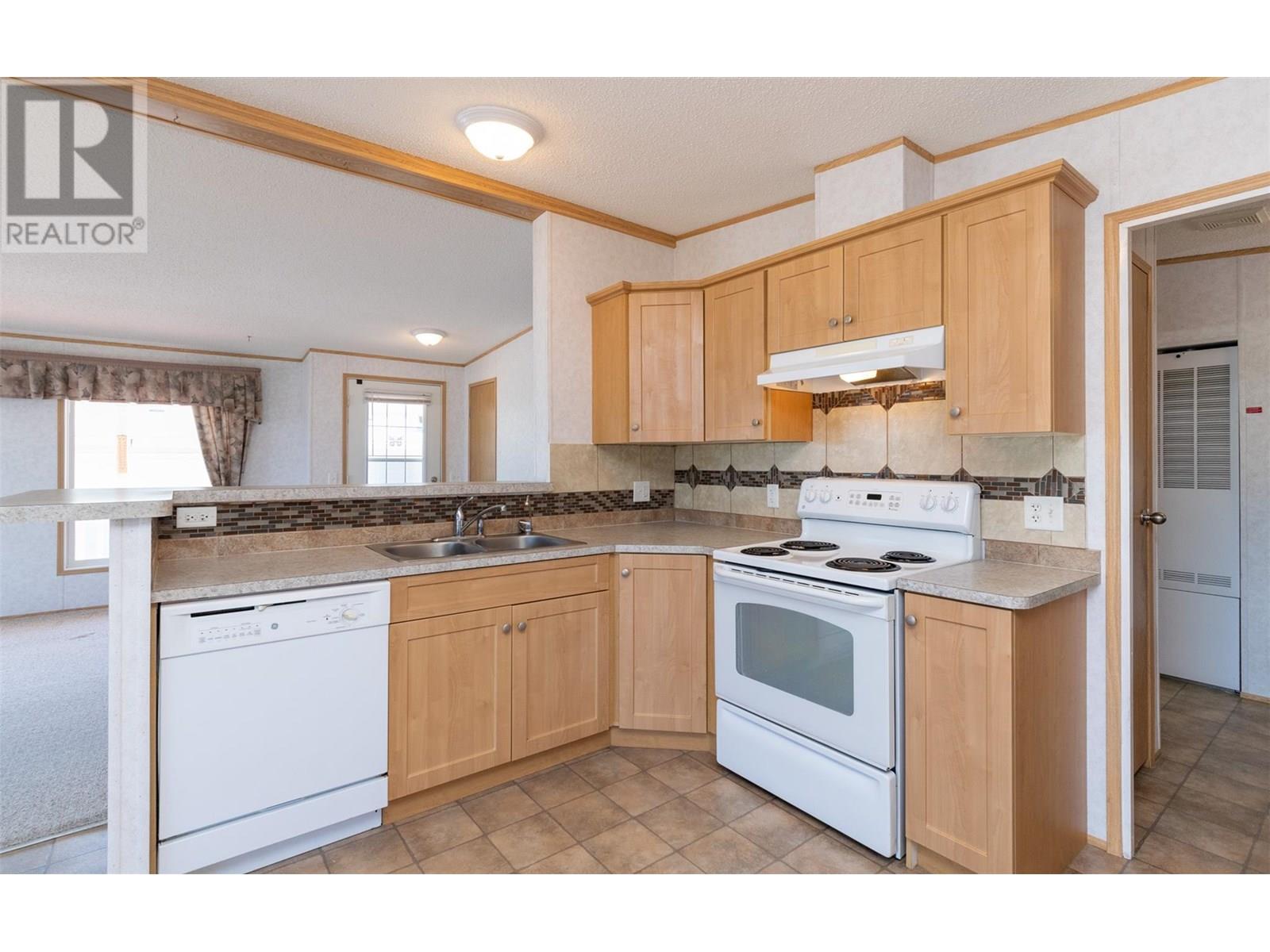42 1885 Tappen Notch Hill Road, Tappen