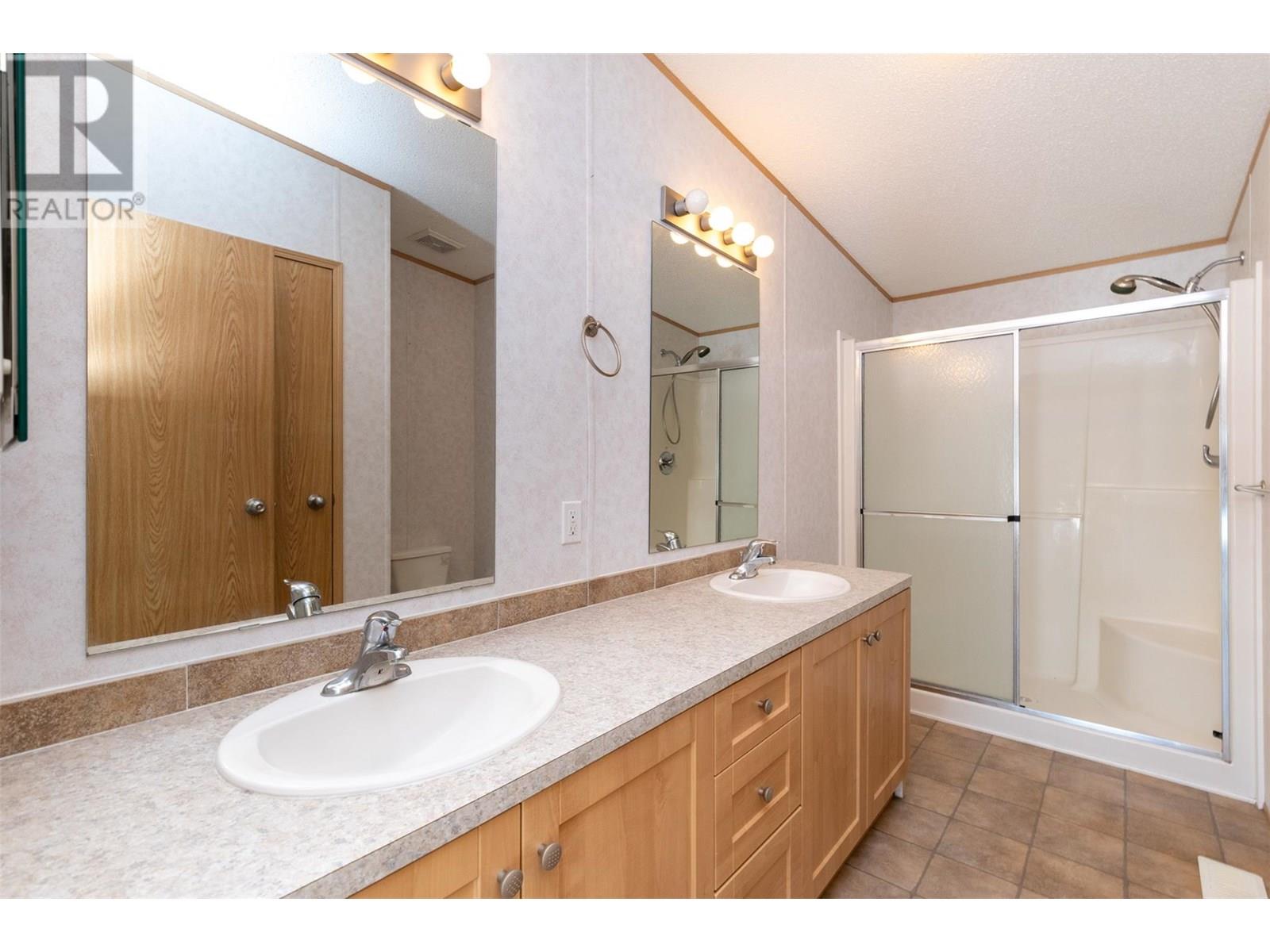 42 1885 Tappen Notch Hill Road, Tappen