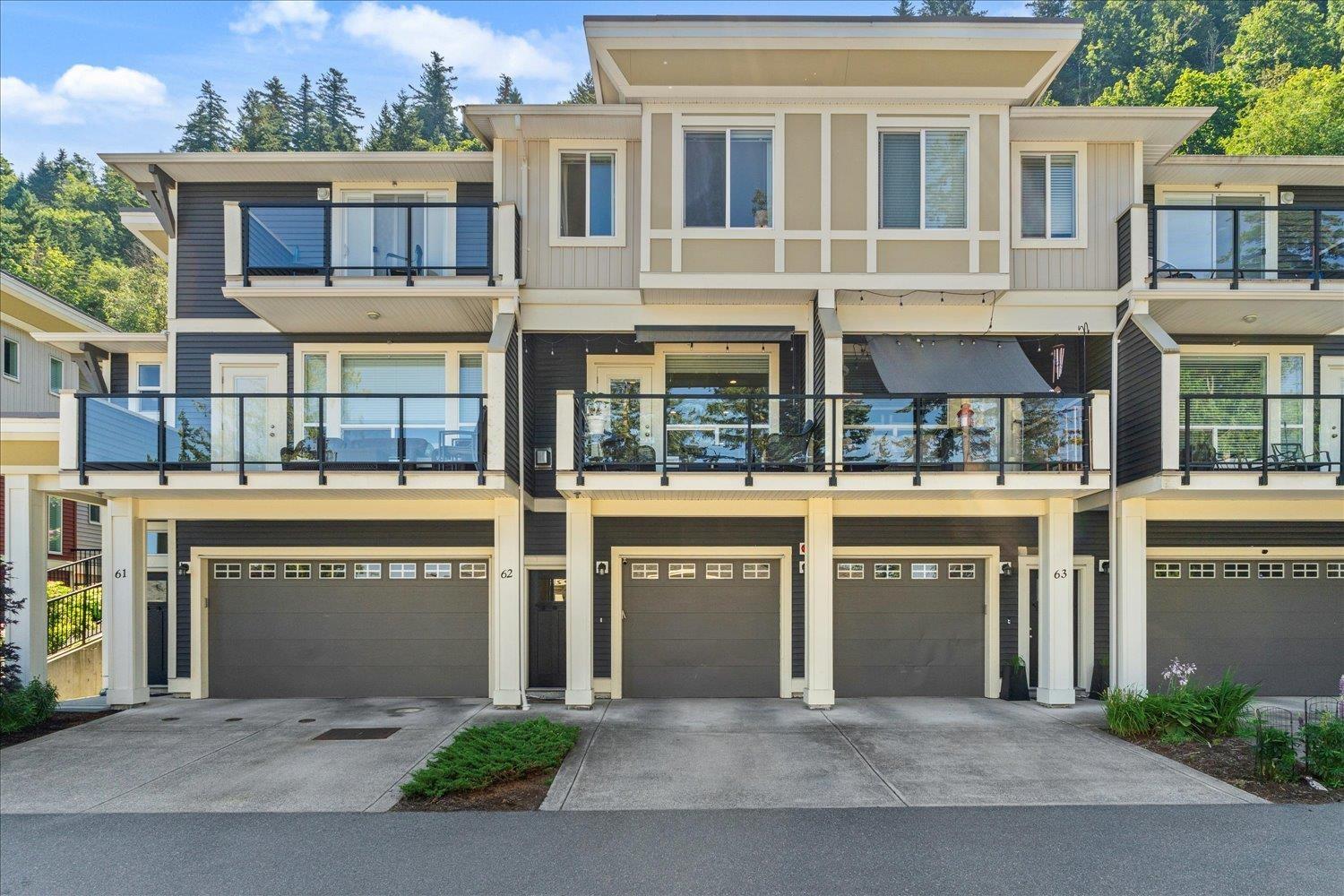 Photo 1 of 62 6026 Lindeman Street Promontory, Chilliwack BC