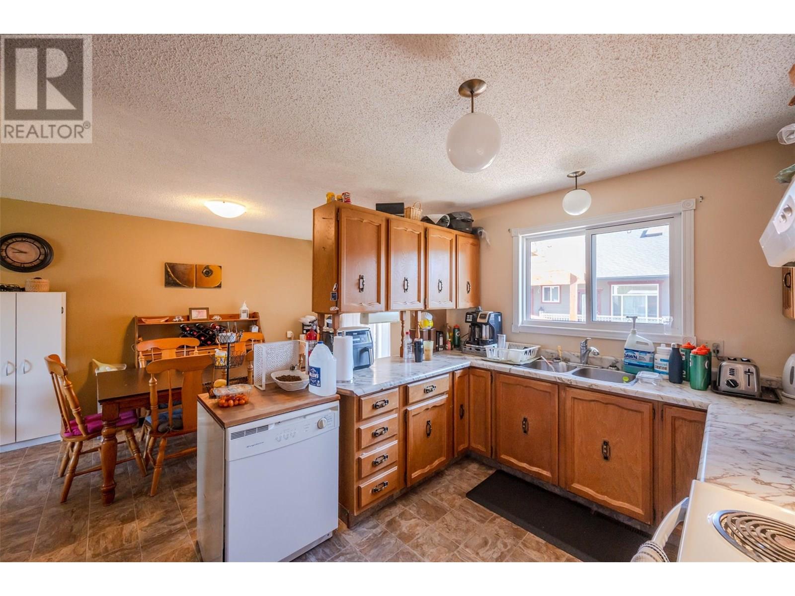  171 Huth Avenue, Penticton
