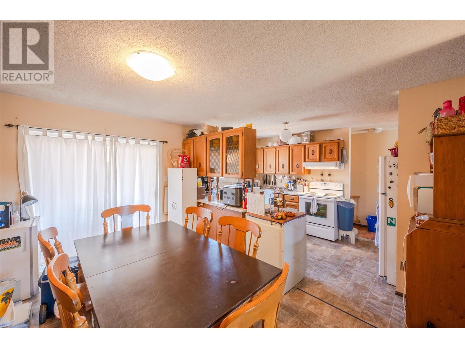  171 Huth Avenue, Penticton