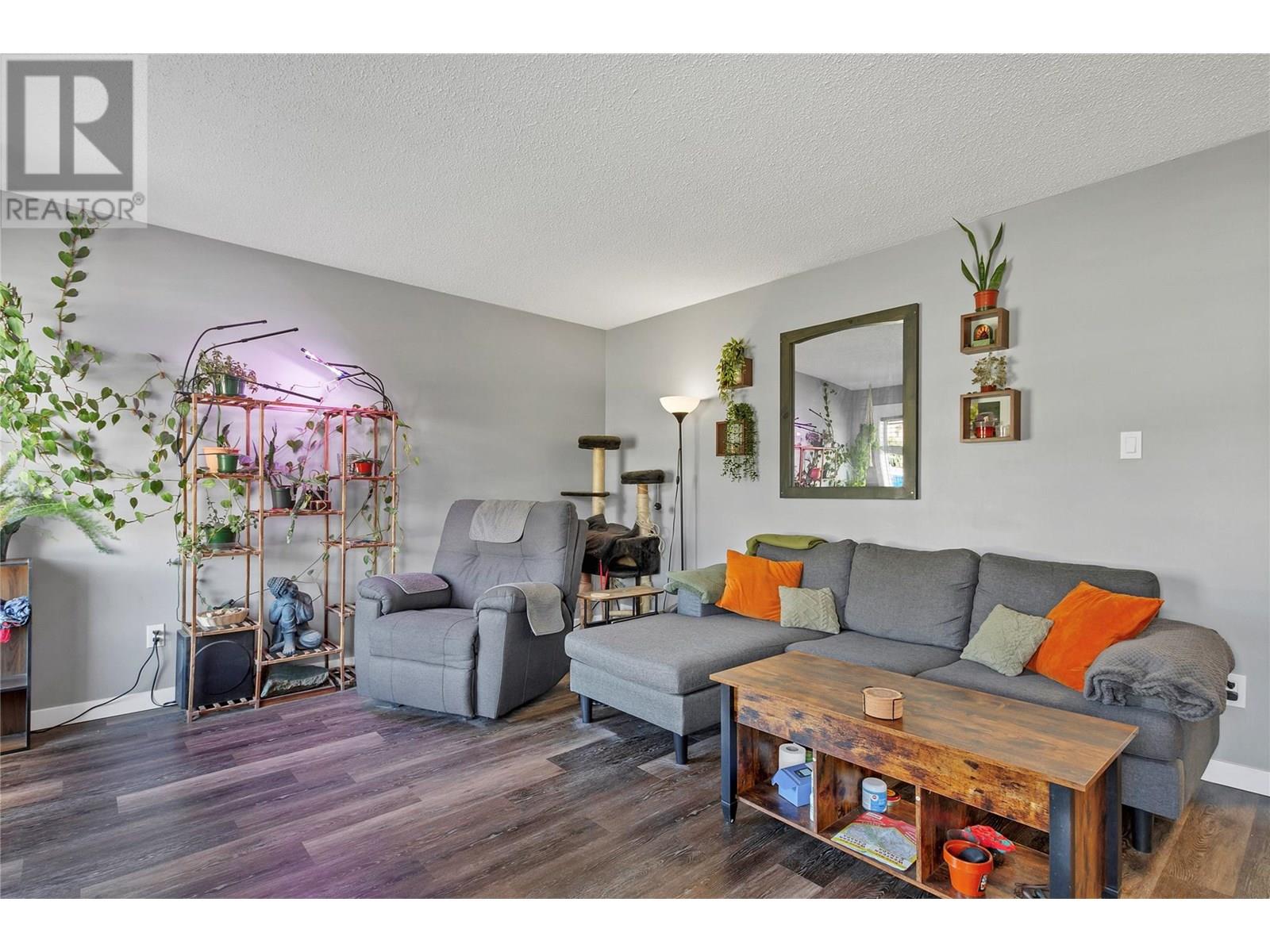 4808 25 Avenue, Vernon