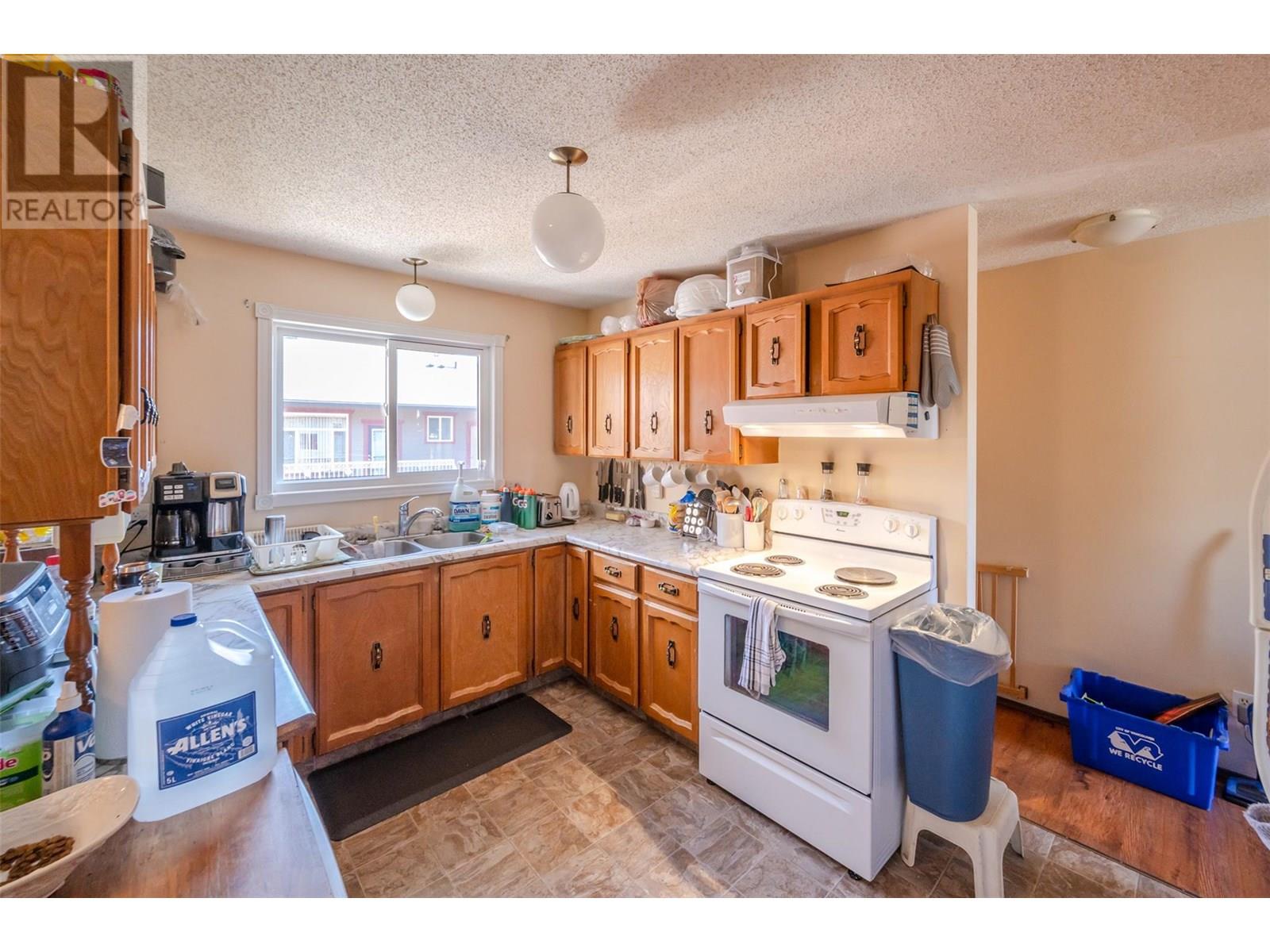  171 Huth Avenue, Penticton
