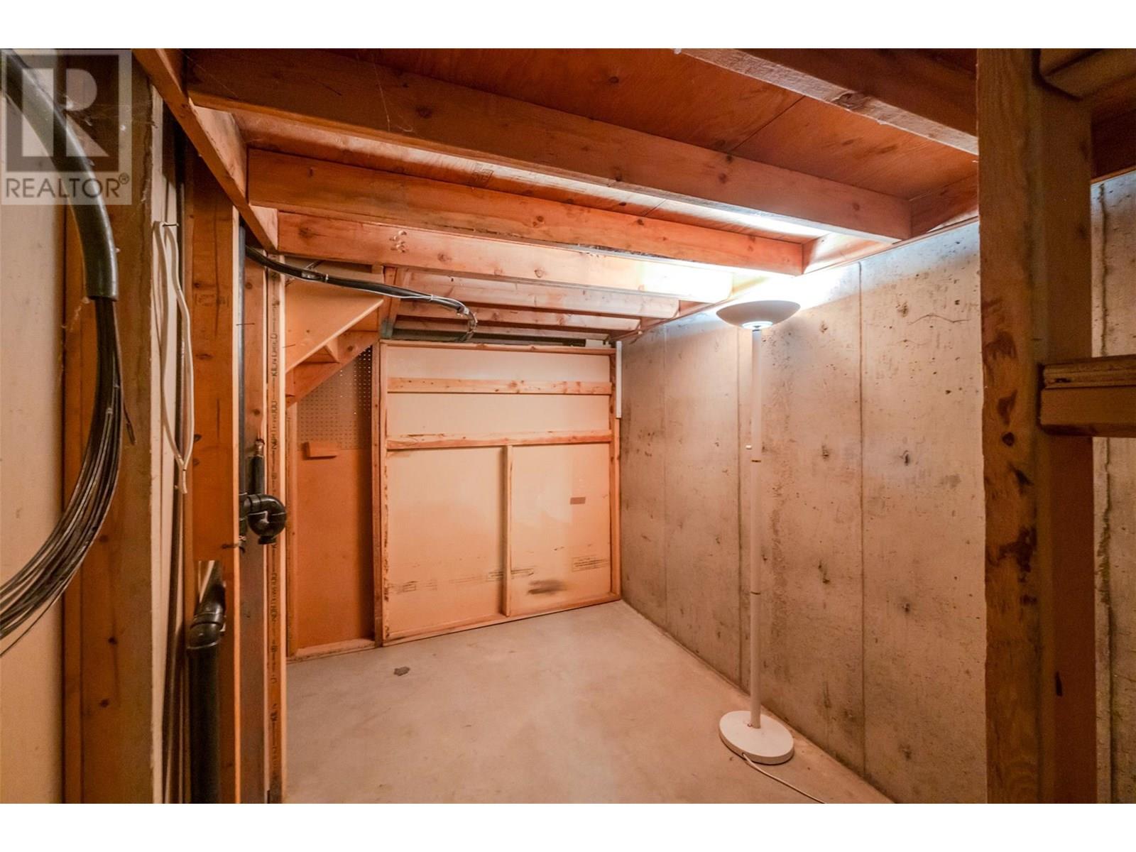 171 Huth Avenue, Penticton