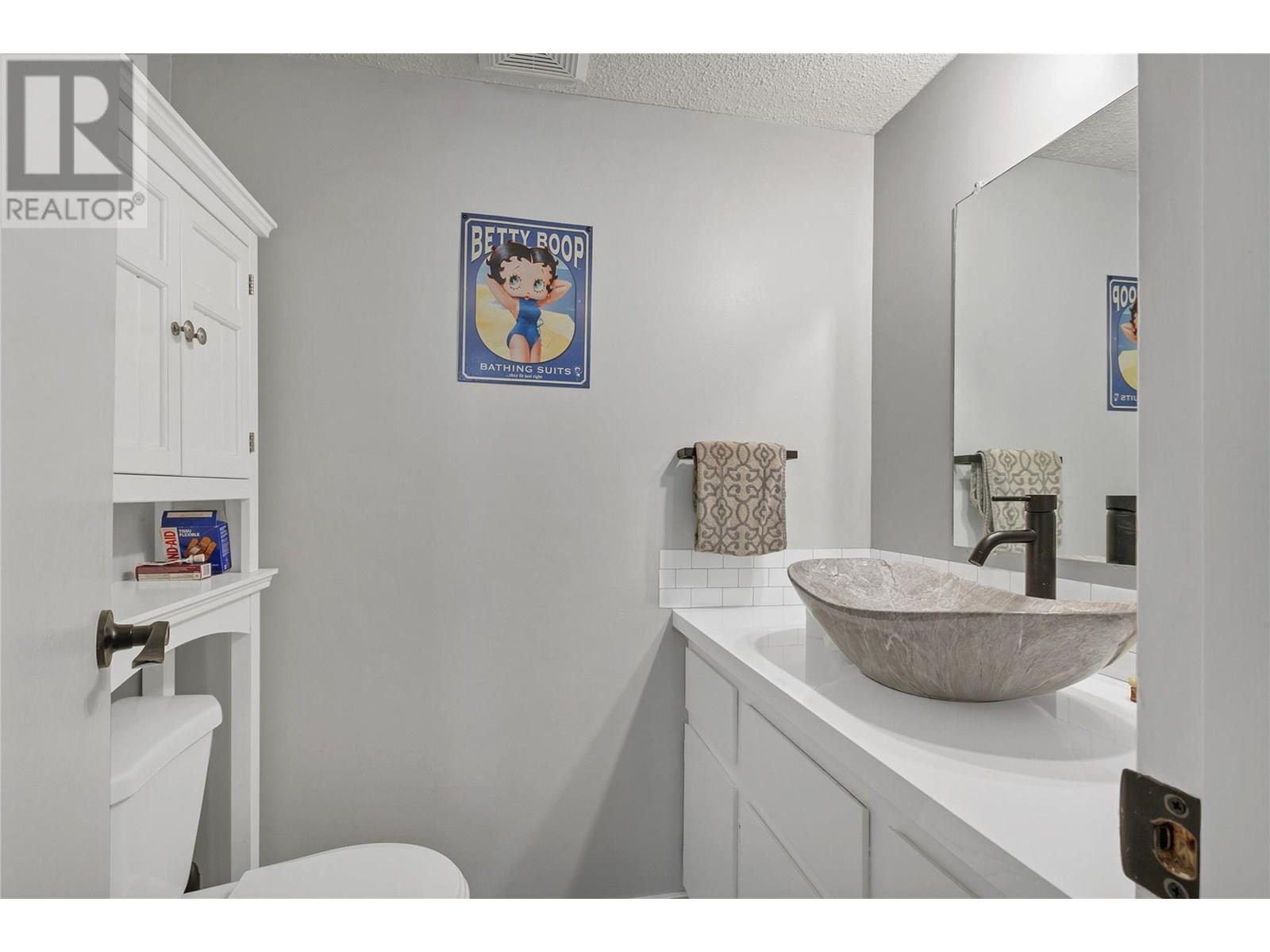 4808 25 Avenue, Vernon