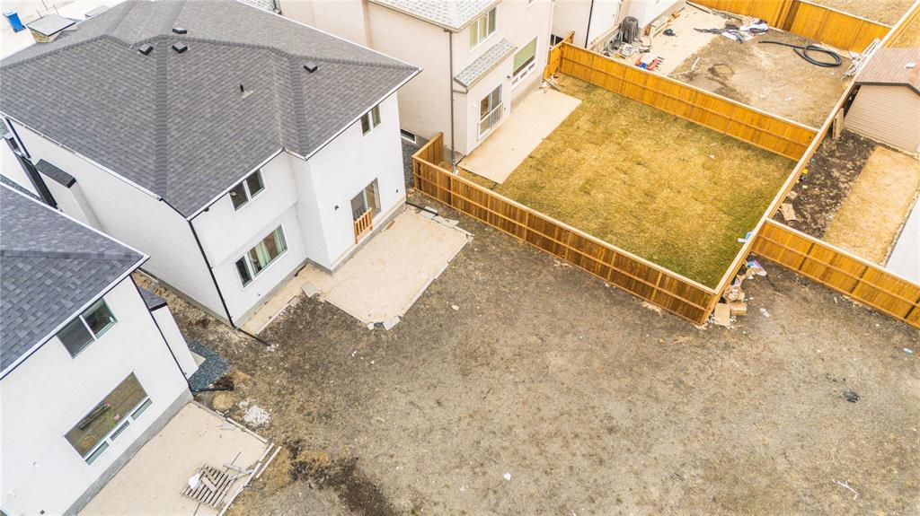 Photo 30 of 94 Hughes Crescent, Winnipeg MB