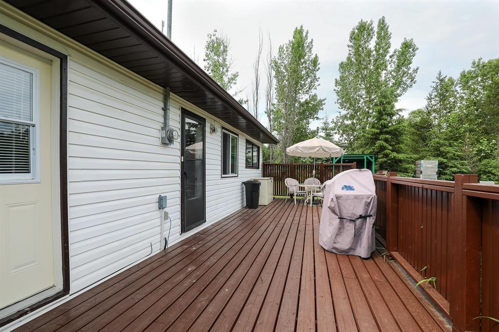 Photo 21 of 5 Woodridge Drive, Woodridge MB