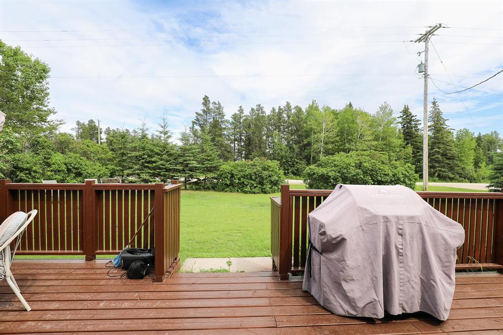 Photo 12 of 5 Woodridge Drive, Woodridge MB