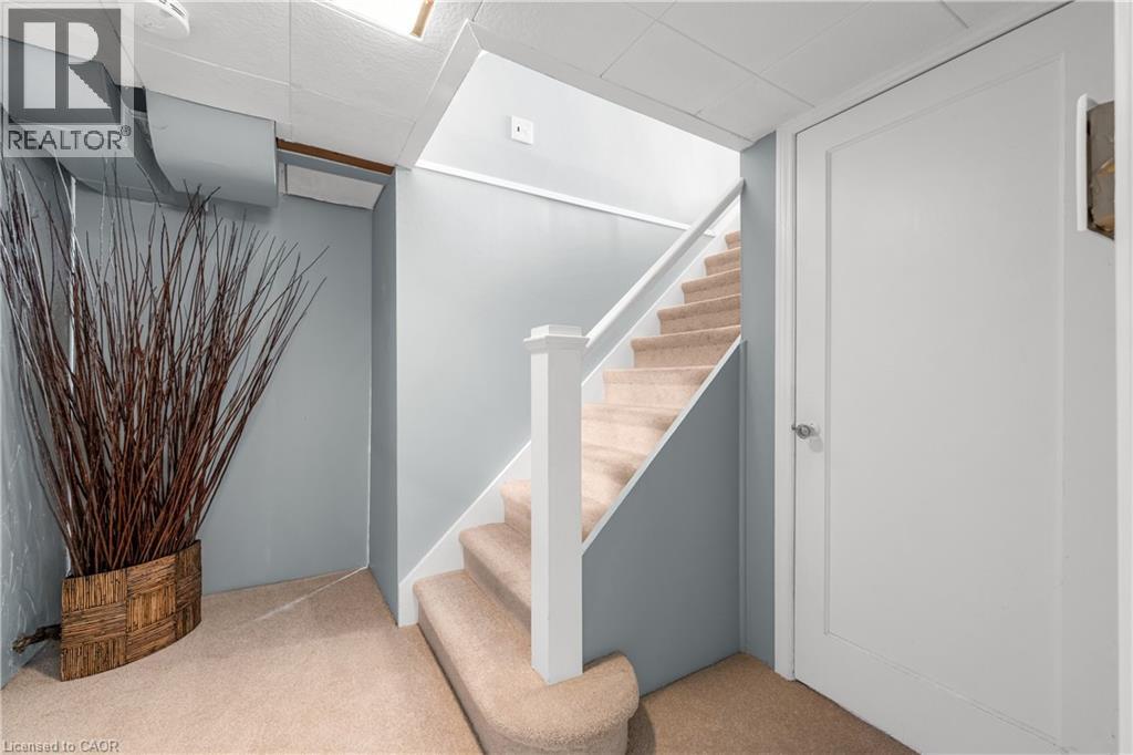 Photo 25 of 605 Emerald Street, Burlington ON