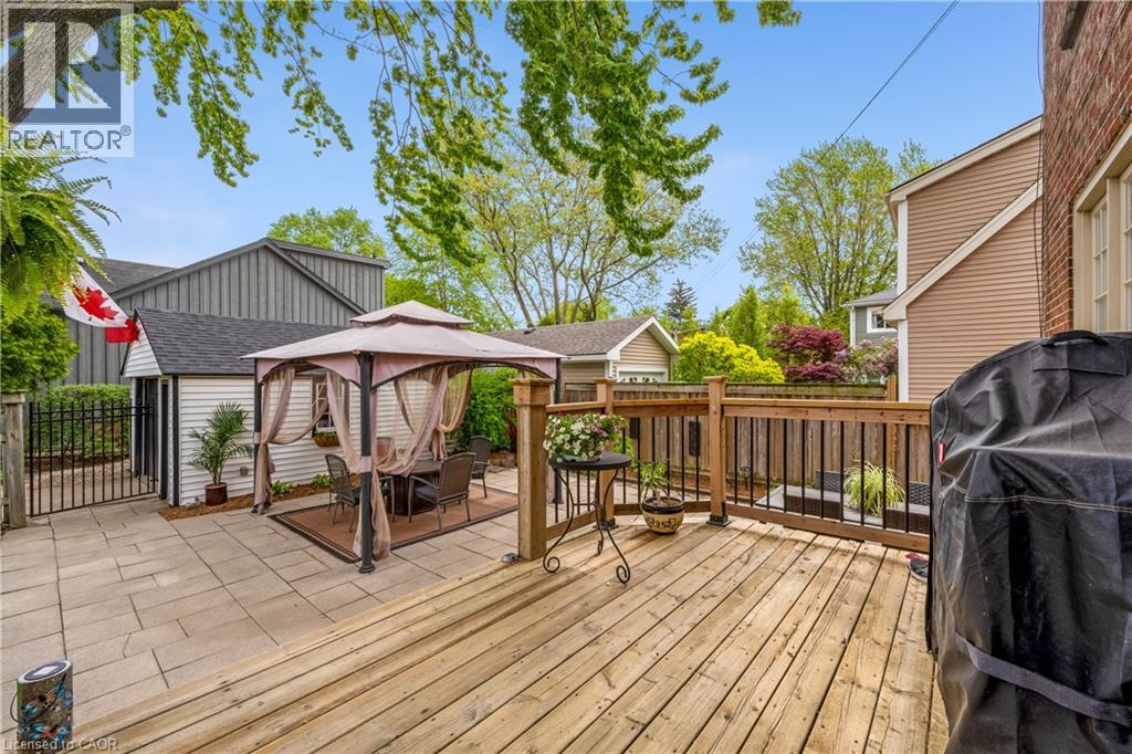 Photo 36 of 605 Emerald Street, Burlington ON