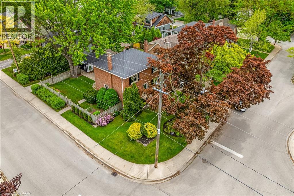 Photo 38 of 605 Emerald Street, Burlington ON