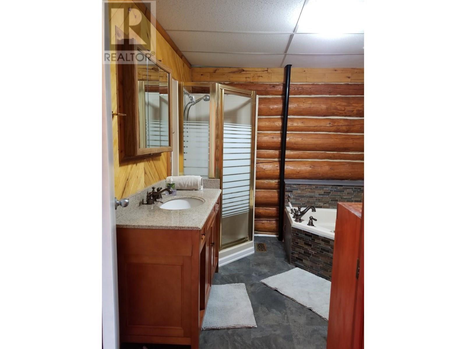 2270 29 Highway, Moberly Lake