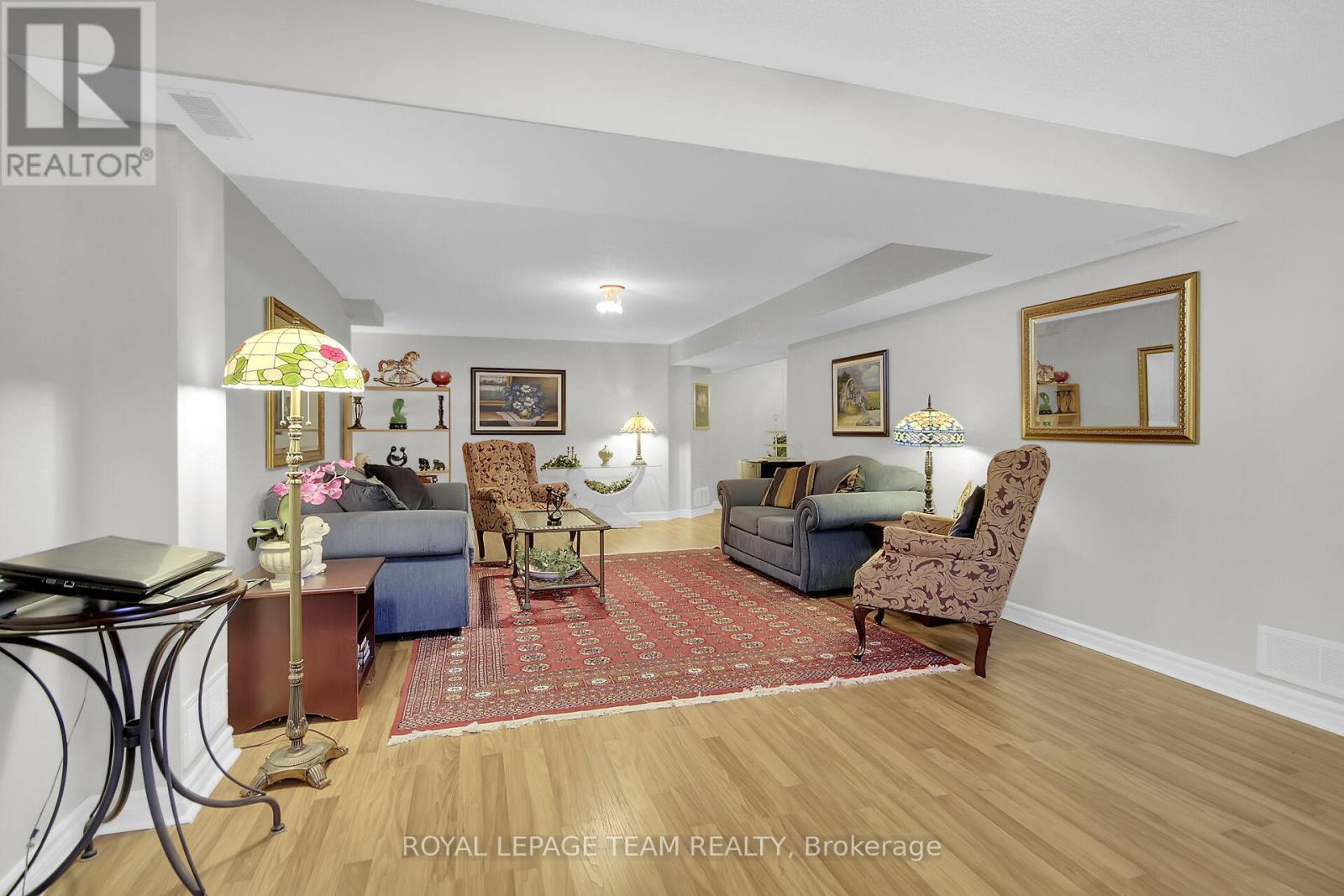 Photo 35 of 19 Athena Way, Ottawa ON