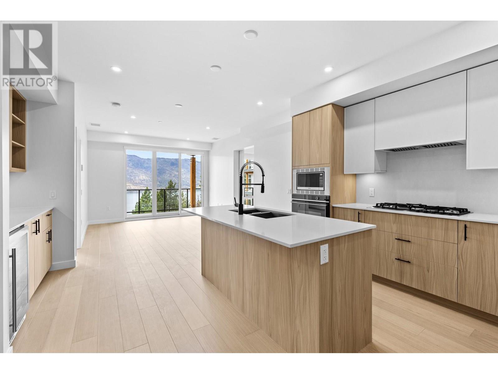 Photo 5 of 9654 Benchland Drive Unit 409, Lake Country BC