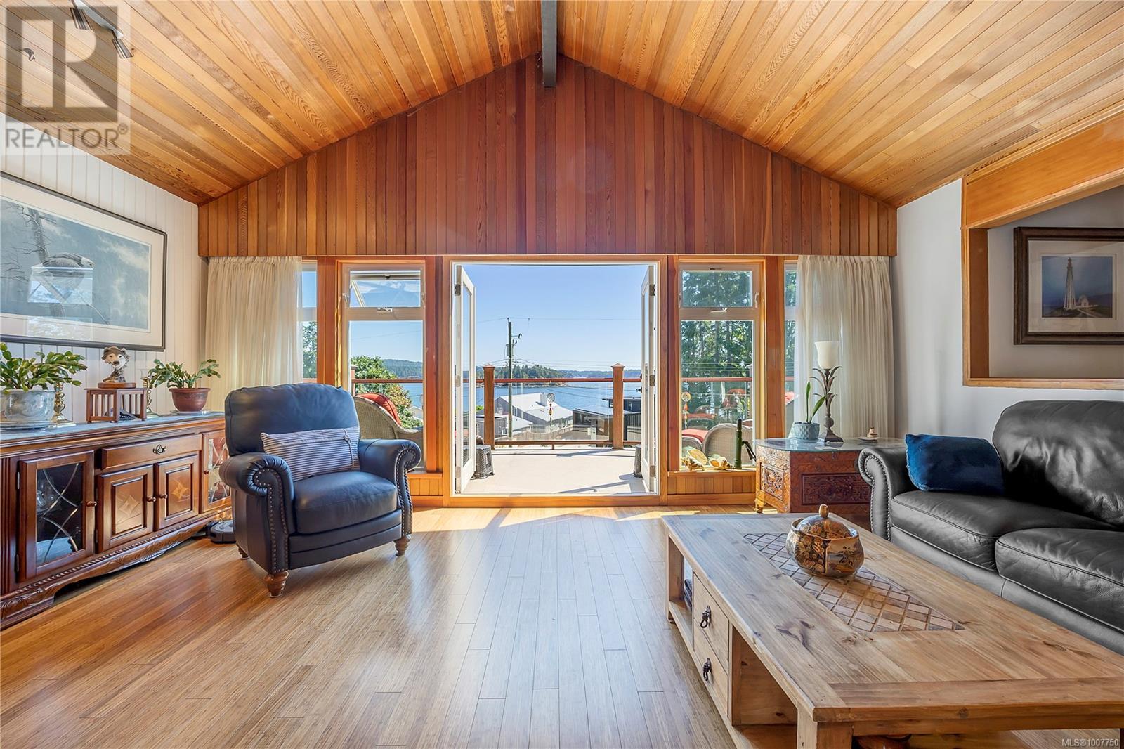 Photo 41 of 1671 Fawcett Rd, Nanaimo BC