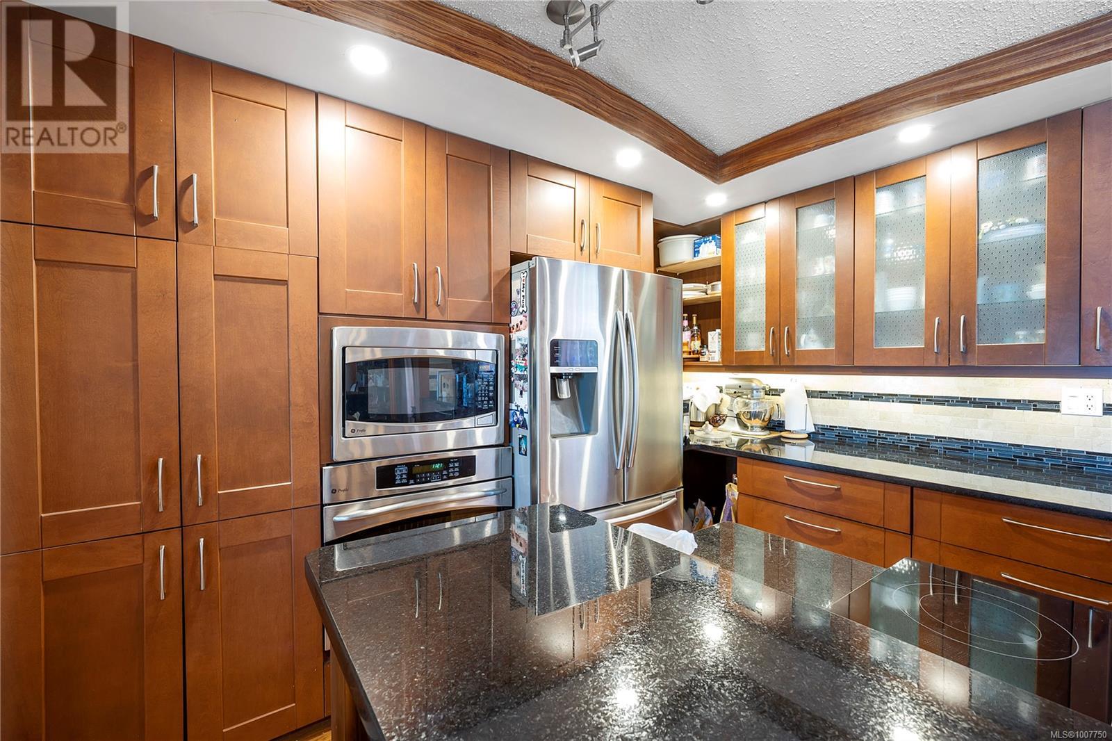 Photo 57 of 1671 Fawcett Rd, Nanaimo BC