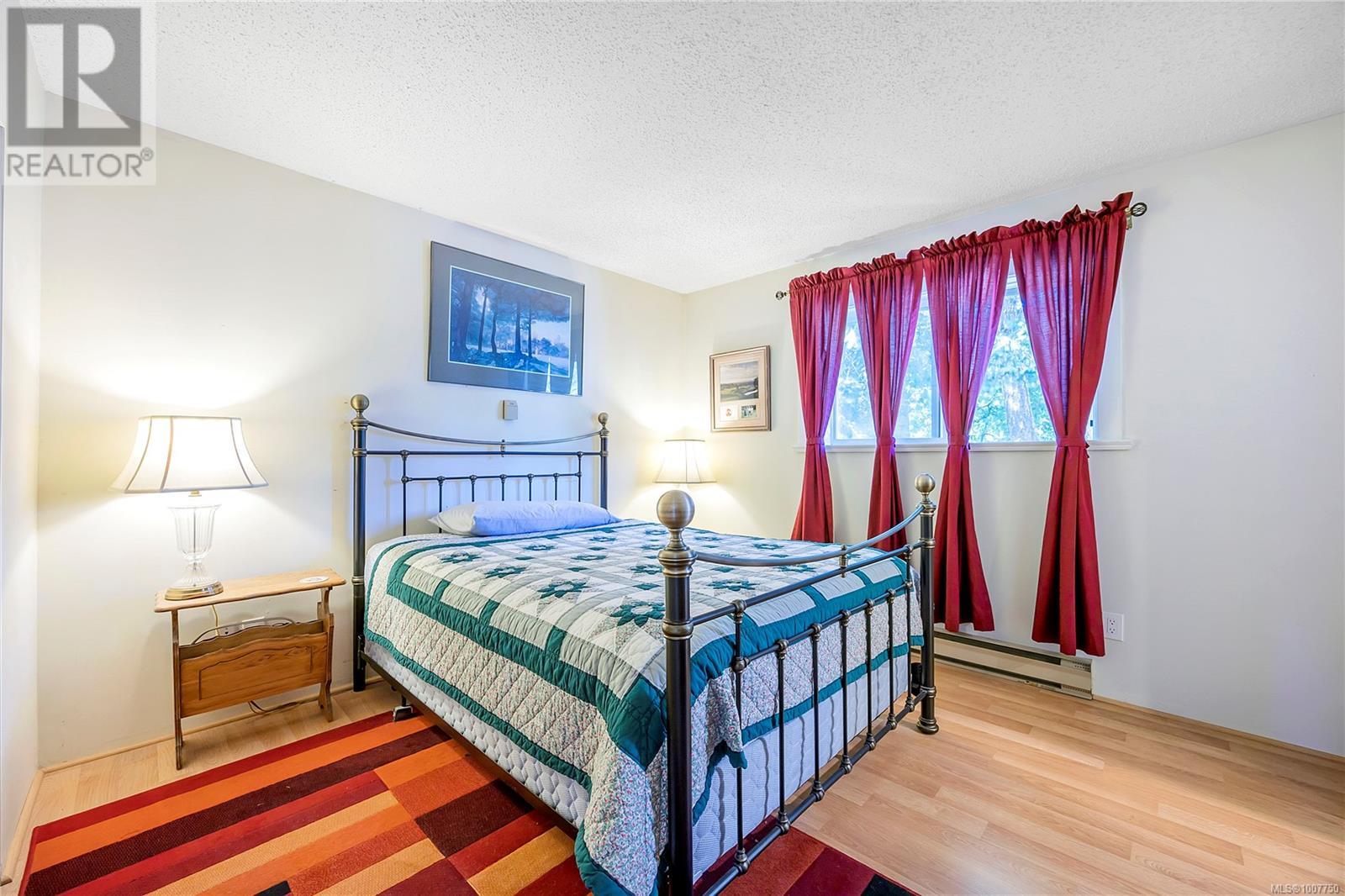 Photo 61 of 1671 Fawcett Rd, Nanaimo BC